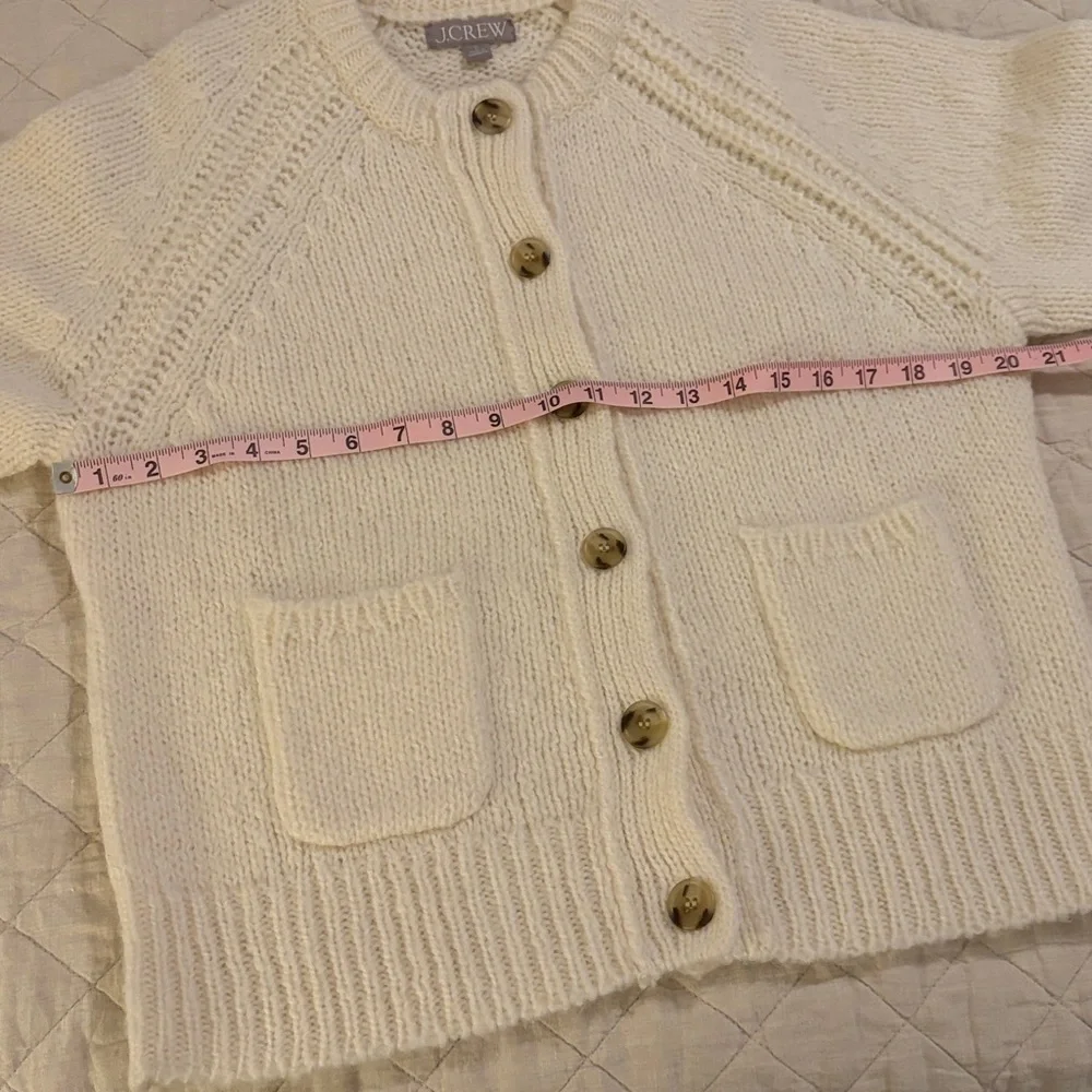 NWT J. Crew Raglan Cardigan in Ivory / Button-Up Cardigan with Patch Pockets - Picture 7 of 8